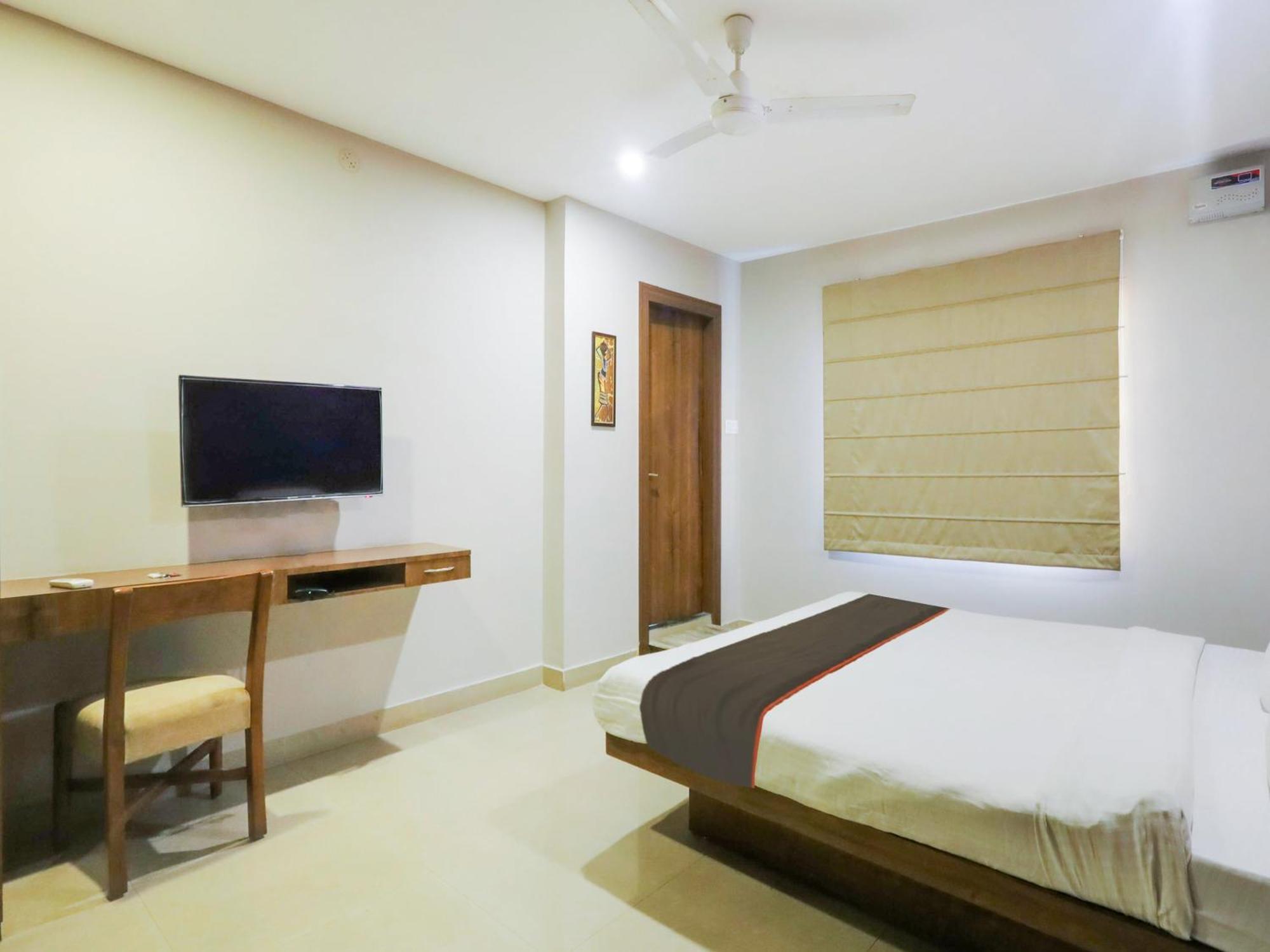 Hotel O Nirvana Lodge 구와하티 외부 사진