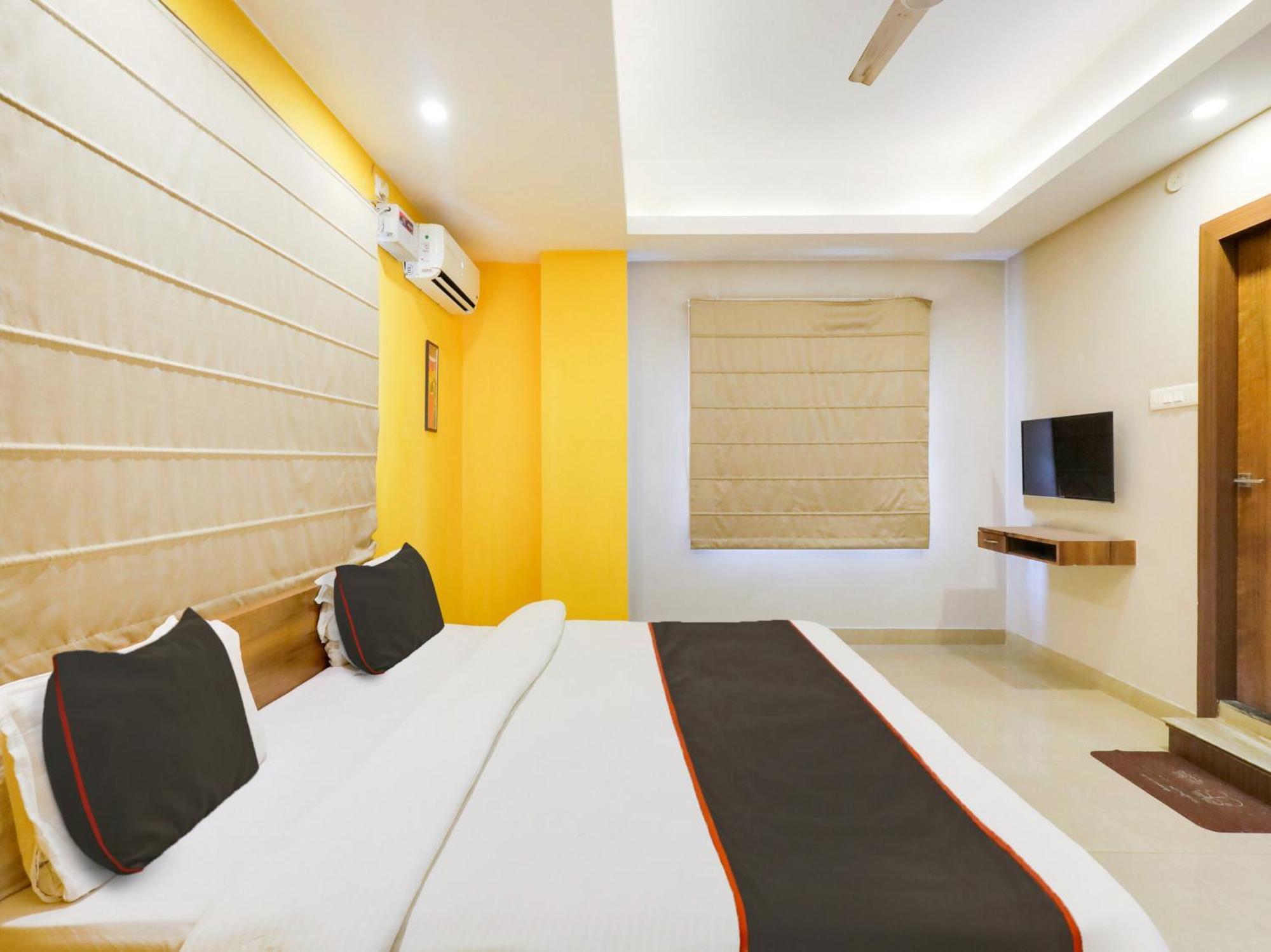 Hotel O Nirvana Lodge 구와하티 외부 사진
