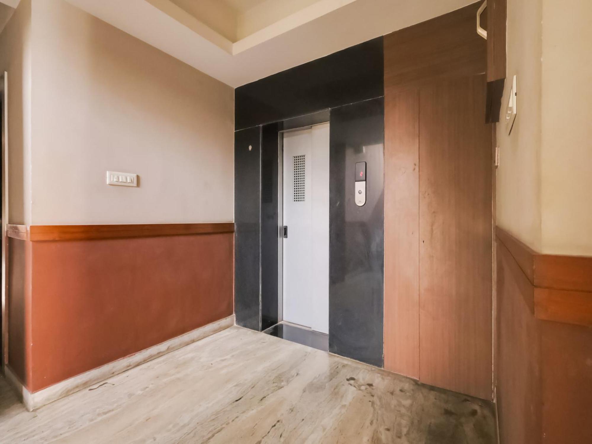 Hotel O Nirvana Lodge 구와하티 외부 사진
